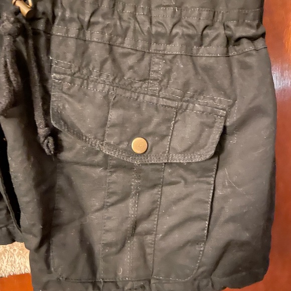 Fur lined black vest from Chic Soul - Picture 4 of 6